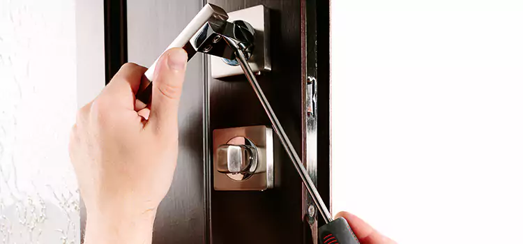 Door Lock Replacement Service Inglewood-Finn Hill