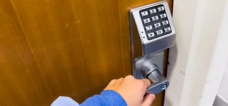 Why Choose Us for Your Keypad Lock Needs in Inglewood-Finn Hill, WA?